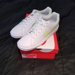 Women's Nike Sneakers